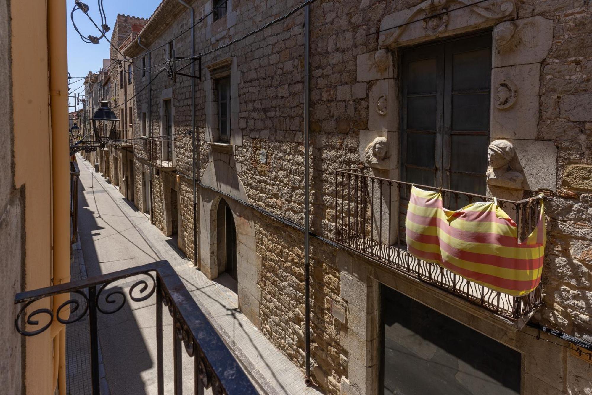 Empordanna, Apartamento Con Encanto En El Corazon Del Emporda Torroella De Montgri Exterior photo