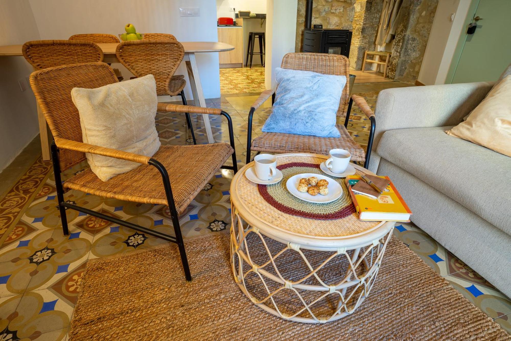 Empordanna, Apartamento Con Encanto En El Corazon Del Emporda Torroella De Montgri Exterior photo